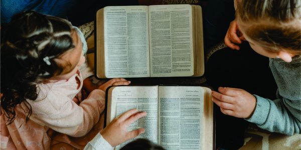10 versículos sobre como tratar a família segundo a Bíblia