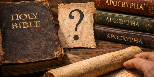 O que são os livros apócrifos e por que não fazem parte da Bíblia?
