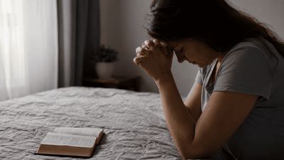Oração para quem sente que a ansiedade está destruindo a fé que um dia teve