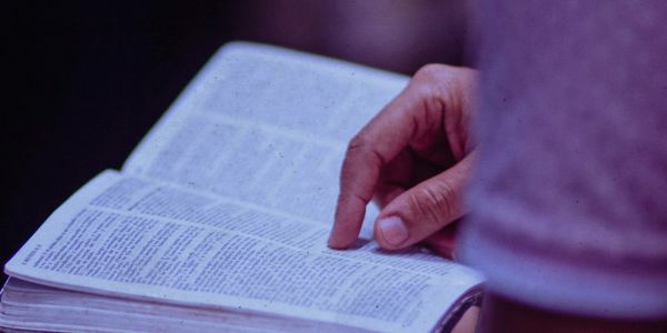 Os ensinamentos de Jesus sobre generosidade e desapego material