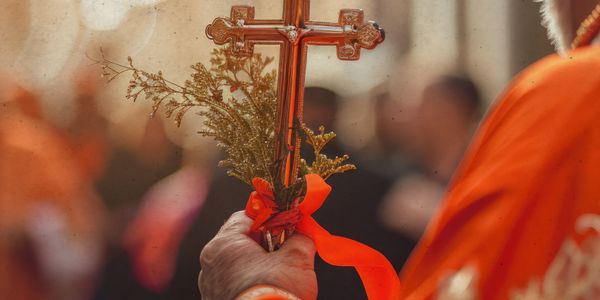 Pentecostes: o início da igreja cristã e a vinda do Espírito Santo