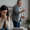 Oração para quem sente ansiedade ao lidar com conflitos e discussões em família