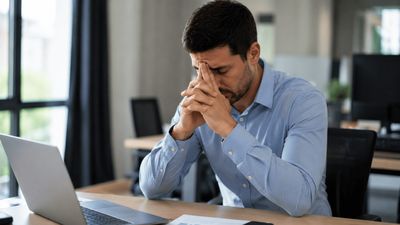 Oração para quem sente ansiedade ao voltar ao trabalho após um período difícil